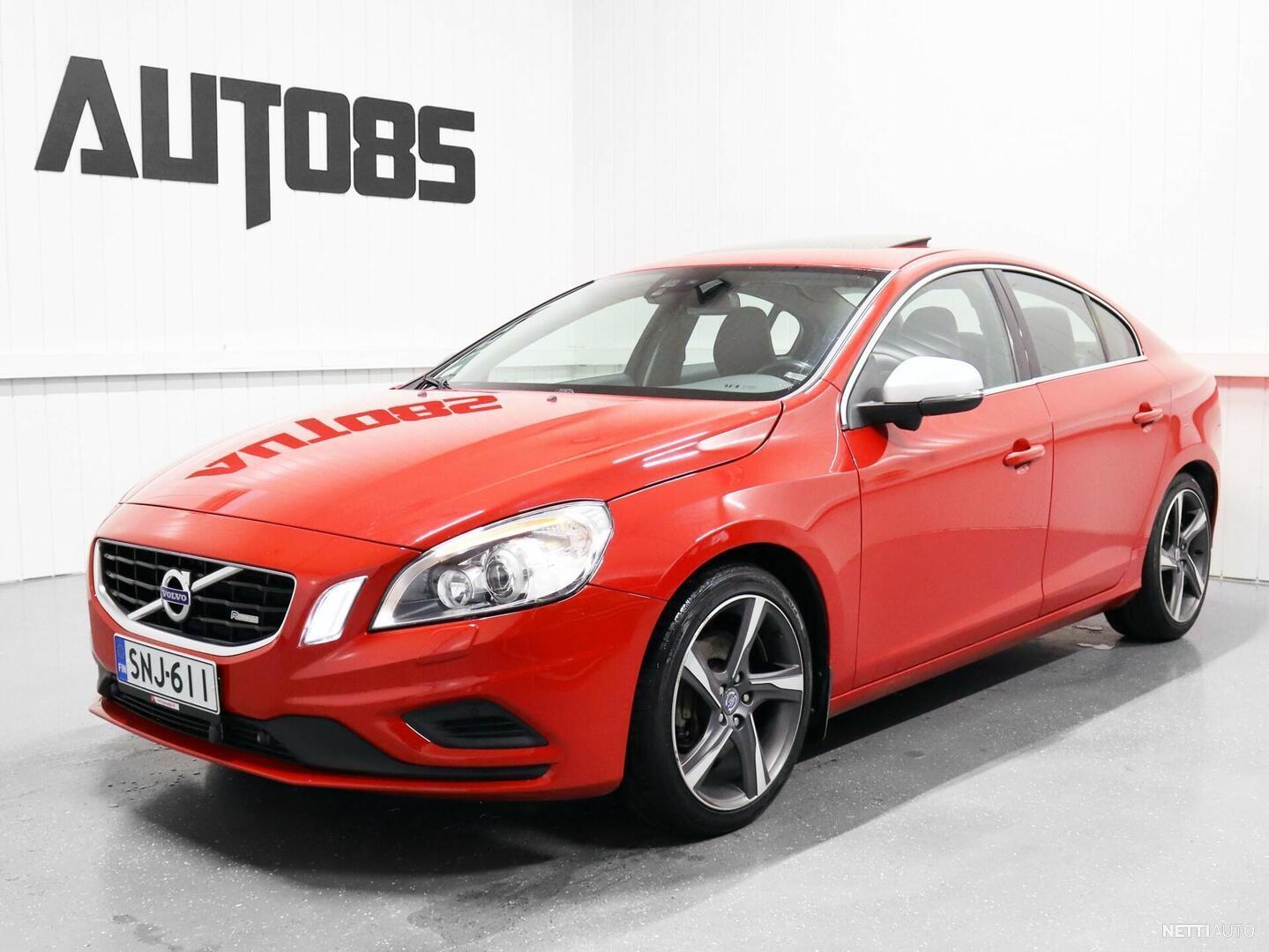 Volvo S60 D5 R-Design Business * RAHOITUS 0e KÄSIRAHALLA * NAVIGOINTI * BLIS * K-LUUKKU * WEBASTO * TUTKAT * XENON * CRUISE YMS